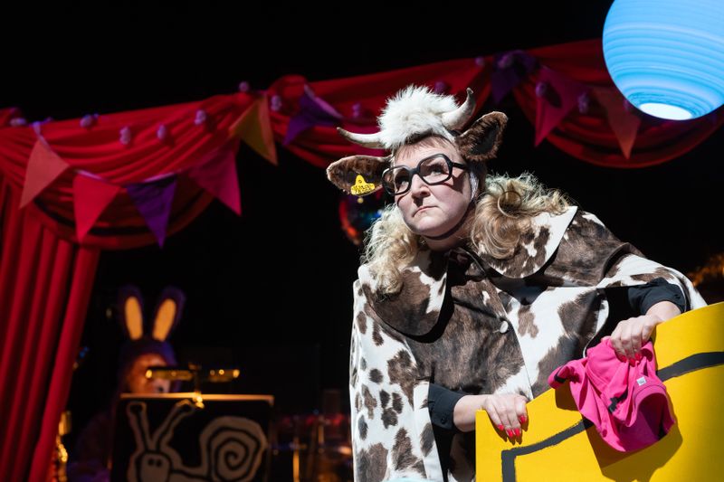 Szene aus DIE KUH ROSMARIE